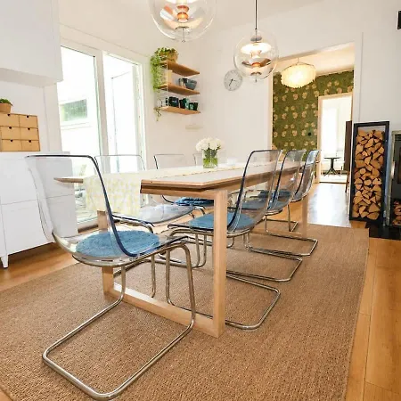 Premium Family & Company Near Liseberg With 5 Bedrooms And Free Parking Casa vacanze Goteborg