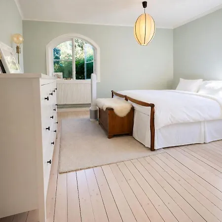 Casa vacanze Premium Family & Company Near Liseberg With 5 Bedrooms And Free Parking Goteborg