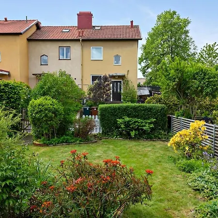 Family Idyll Close To Forest, & Ferienhaus