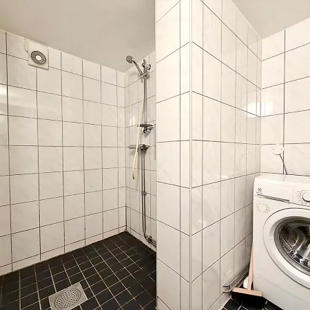 Ferienhaus Work-ready 3br - 6 Single Beds - 10 Min To Volvo *