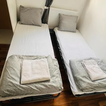 Ferienhaus Bright 2-room For Families & Businesses *