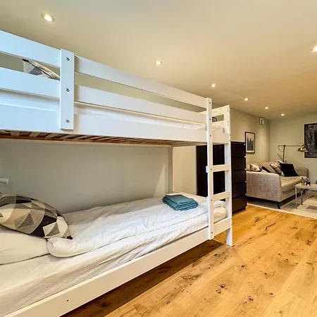 Apartament With Private Entrance & Office Near Ullevi & Volvo