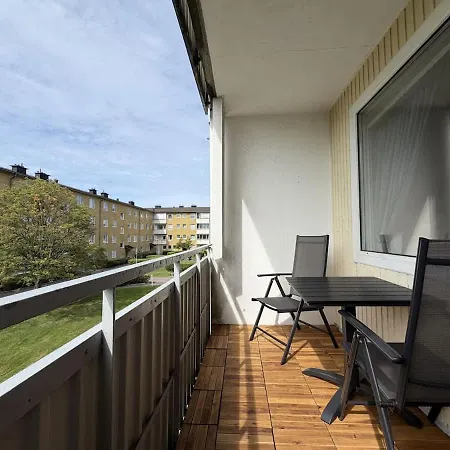 2br Worker & Family Near Volvo Tv In Each Apartment