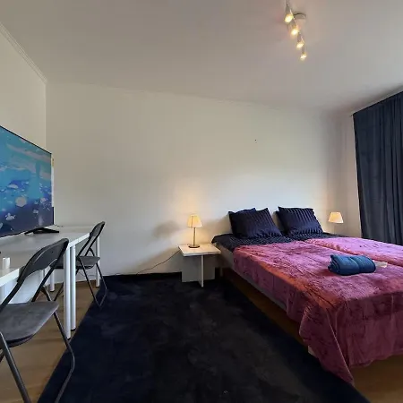 2br Worker & Family Near Volvo Tv In Each