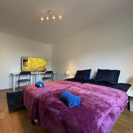 Apartment 2br Worker & Family Near Volvo Tv In Each Göteborg