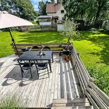 With Private Entrance & Office Near Ullevi & Volvo