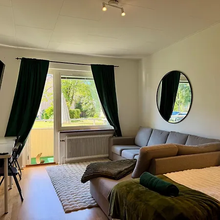 Daire Workers & Family Homes Modern 2br With Free Parking 10 Min To Volvo *