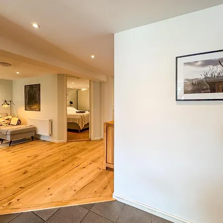 Apartament With Private Entrance & Office Near Ullevi & Volvo