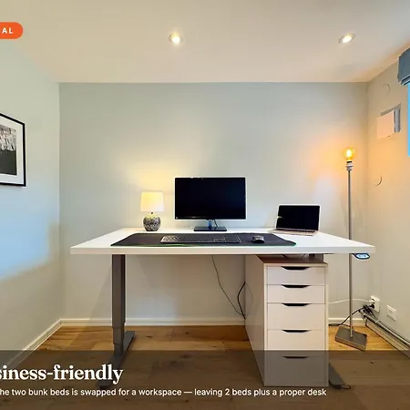 With Private Entrance & Office Near Ullevi & Volvo * Göteborg