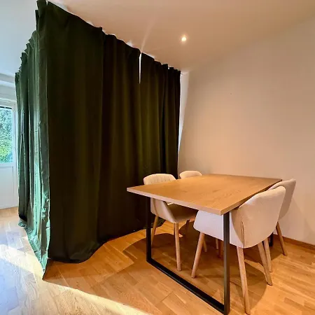2br Workers Near Volvo With Free Parking Apartamento Gotemburgo