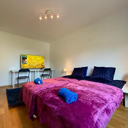 Διαμέρισμα 2br Worker & Family Near Volvo With Free Parking *