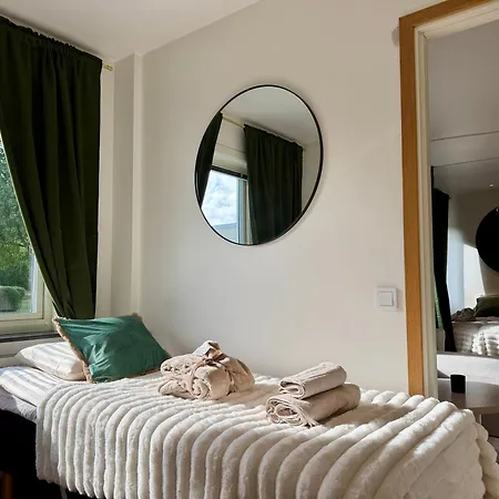 2br Workers Near Volvo With Free Parking Apartamento *