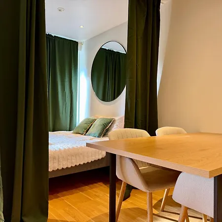 2br Workers Near Volvo With Free Parking Gotemburgo