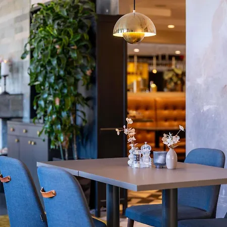 Mercure 3*