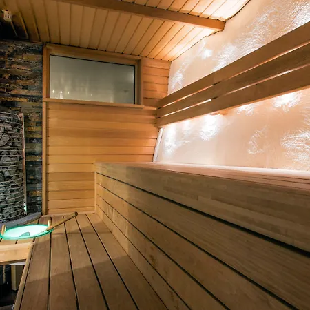 Hotel Treetop Hangout & 3*