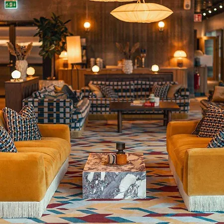 Hotel Jacyz And