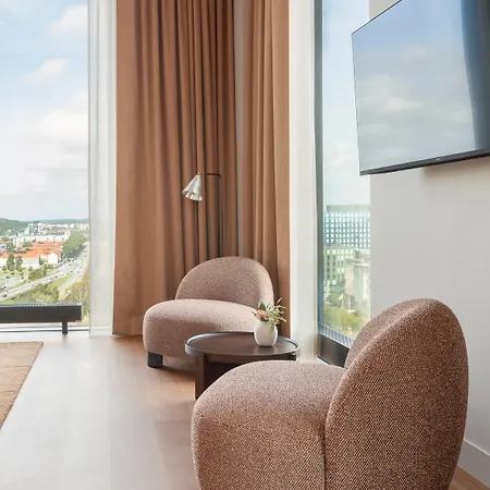 Hotel Clarion Karlatornet 4*