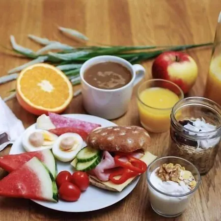 5:ans Bed and Breakfast 2*