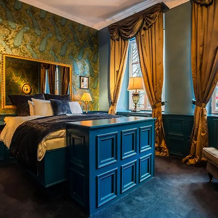Pigalle Hotel 5*