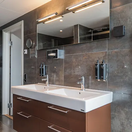 Profilhotels Opera 4*