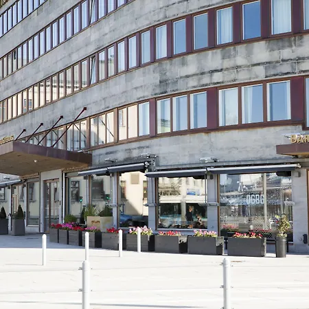 Comfort Hotel 4*