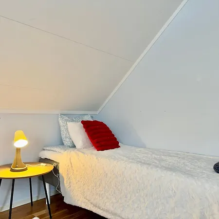 Villa Workers Premium House With 6 Bedrooms 2 Bath And Free Parking Göteborg
