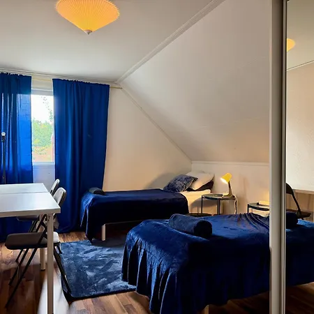 Ferienhaus Workers With 4 Bedrooms 8 Beds And 2 Bath Near Volvo Göteborg
