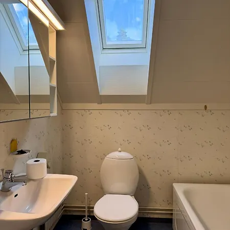 Ferienhaus Workers With 4 Bedrooms 8 Beds And 2 Bath Near Volvo