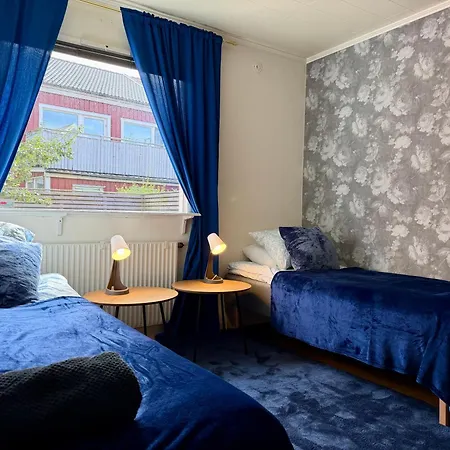 Workers With 4 Bedrooms 8 Beds And 2 Bath Near Volvo Göteborg