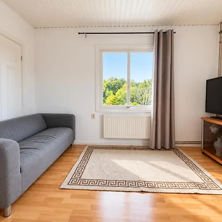 Apartment Iliam Fastighets *