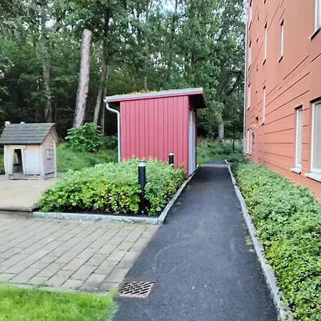 Apartment ' *
