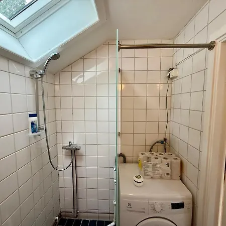 Apartment Workers With 3 Beds And Free Parking *