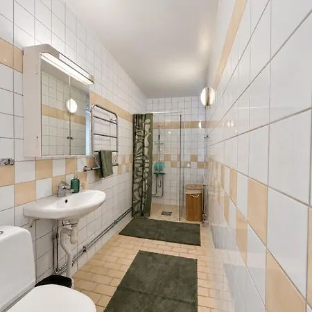Apartment Work - 6 Single Beds - Balcony & Garage Göteborg