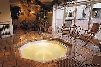 Hotel Treetop Hangout & Gothenburg