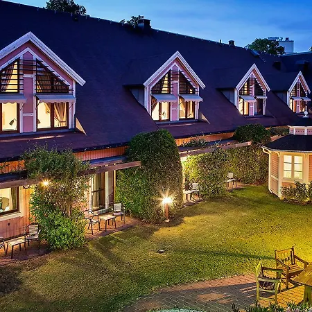 Heden - Bw Signature Collection فندق