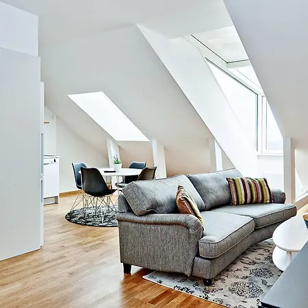 Engel Apartment