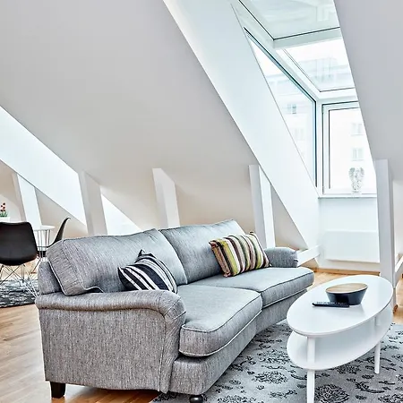 Engel Apartment
