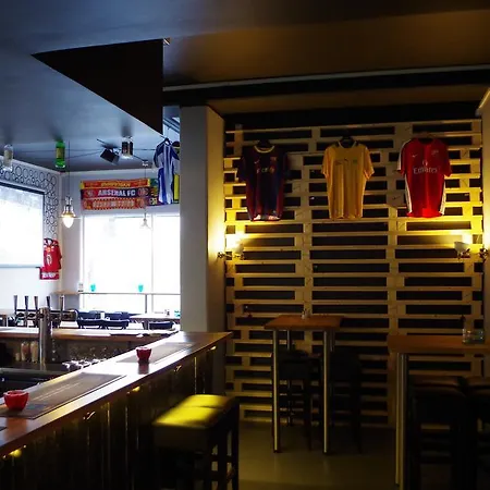 Spoton & Sportsbar Hostel Gothenburg