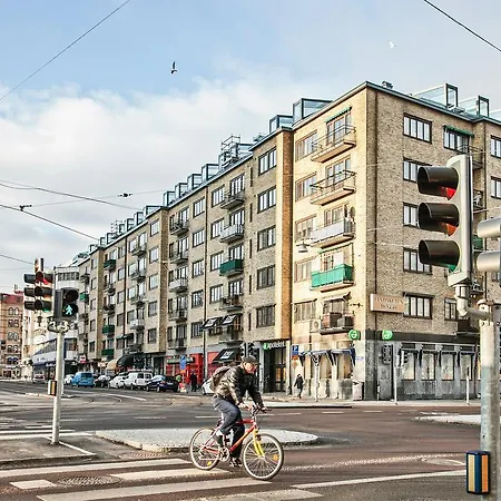 Engel Apartment