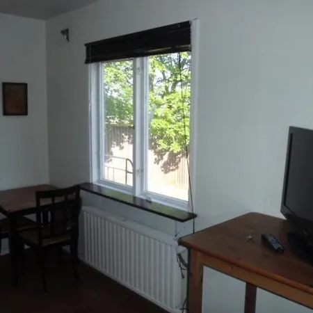 Gustav Bed & Kitchenette Gasthuis
