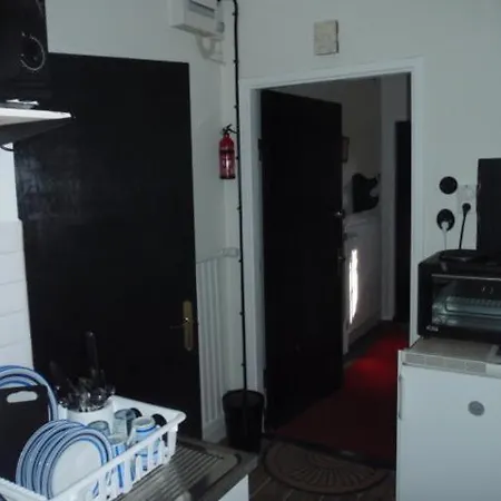 Gustav Bed & Kitchenette * Γκέτεμποργκ