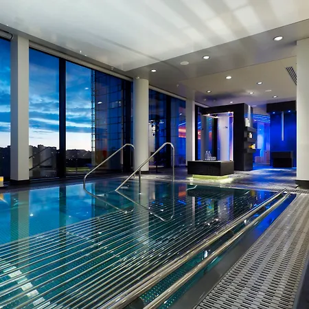 Szálloda Upper House 5*