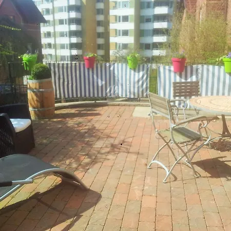 Iqsuites