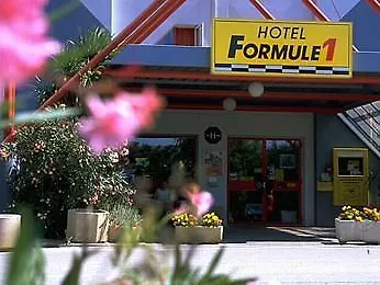 Отель Formule 1 2*