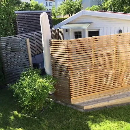 Eklanda Studio Apartment *