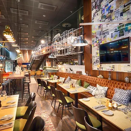 Radisson Blu Riverside 4*