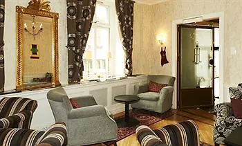 Royal 3*