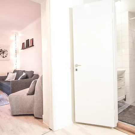 Comfortable - Lunden Apartman *