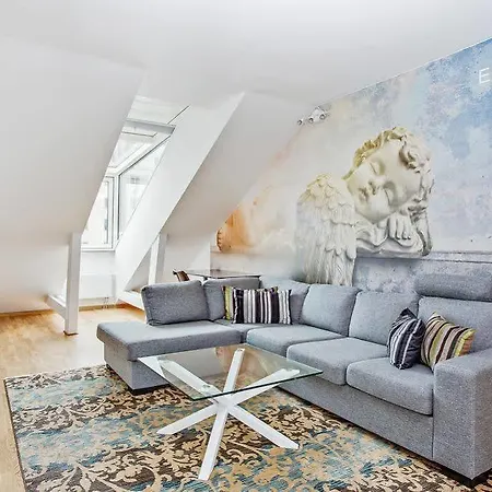 Apartment Engel