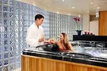 Hotel Quality Waterfront 3*